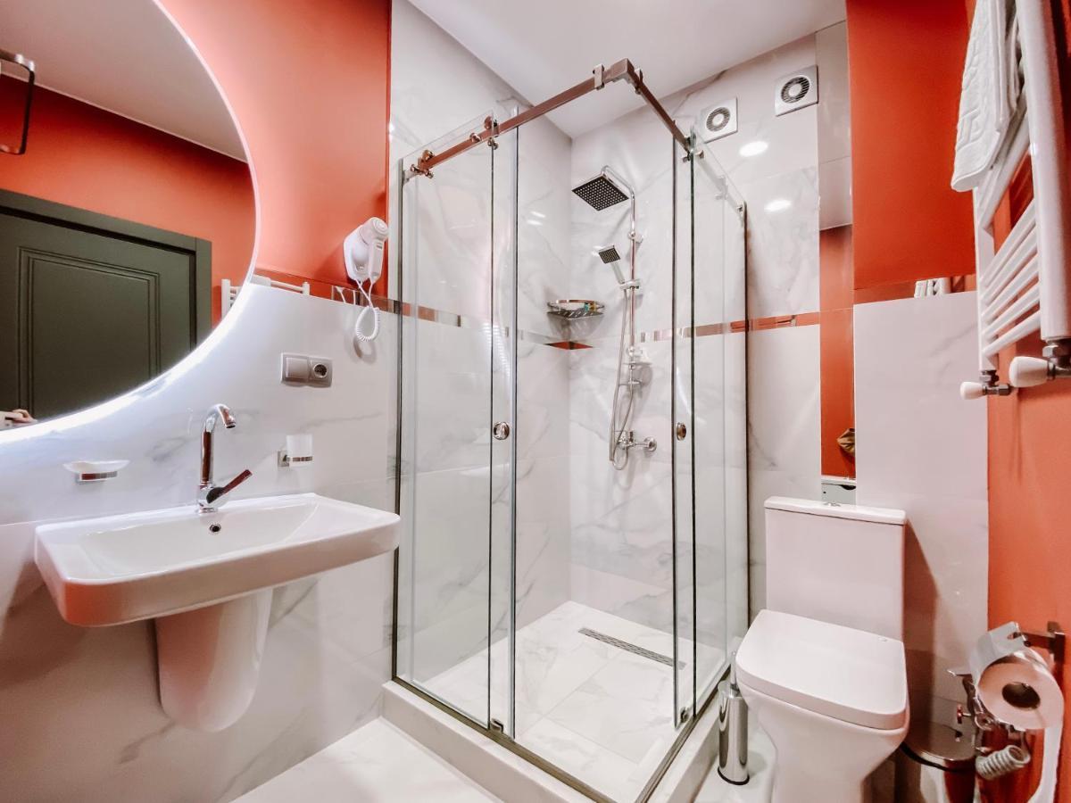 Trinity Hotel Тбілісі Екстер'єр фото