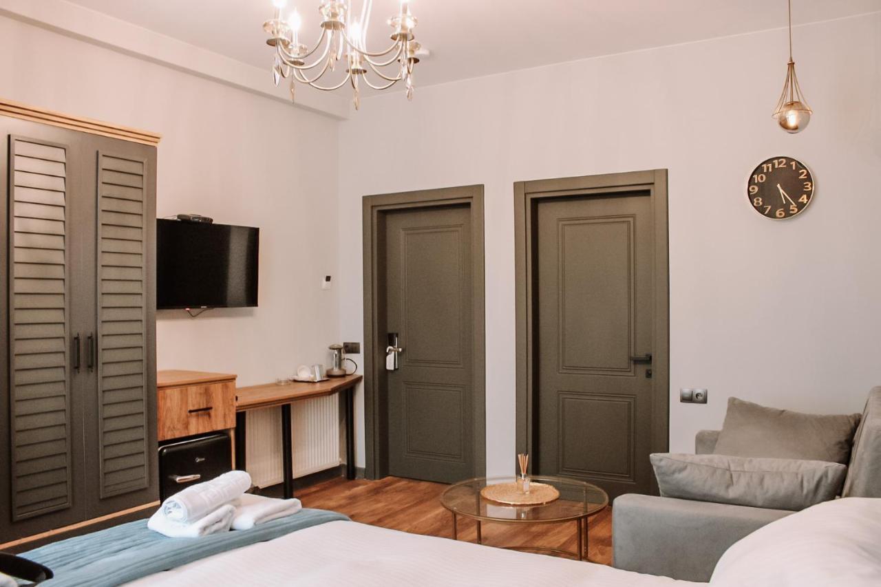 Trinity Hotel Тбілісі Екстер'єр фото