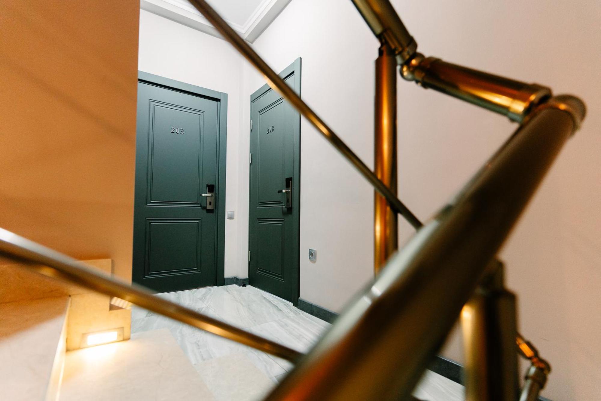Trinity Hotel Тбілісі Екстер'єр фото