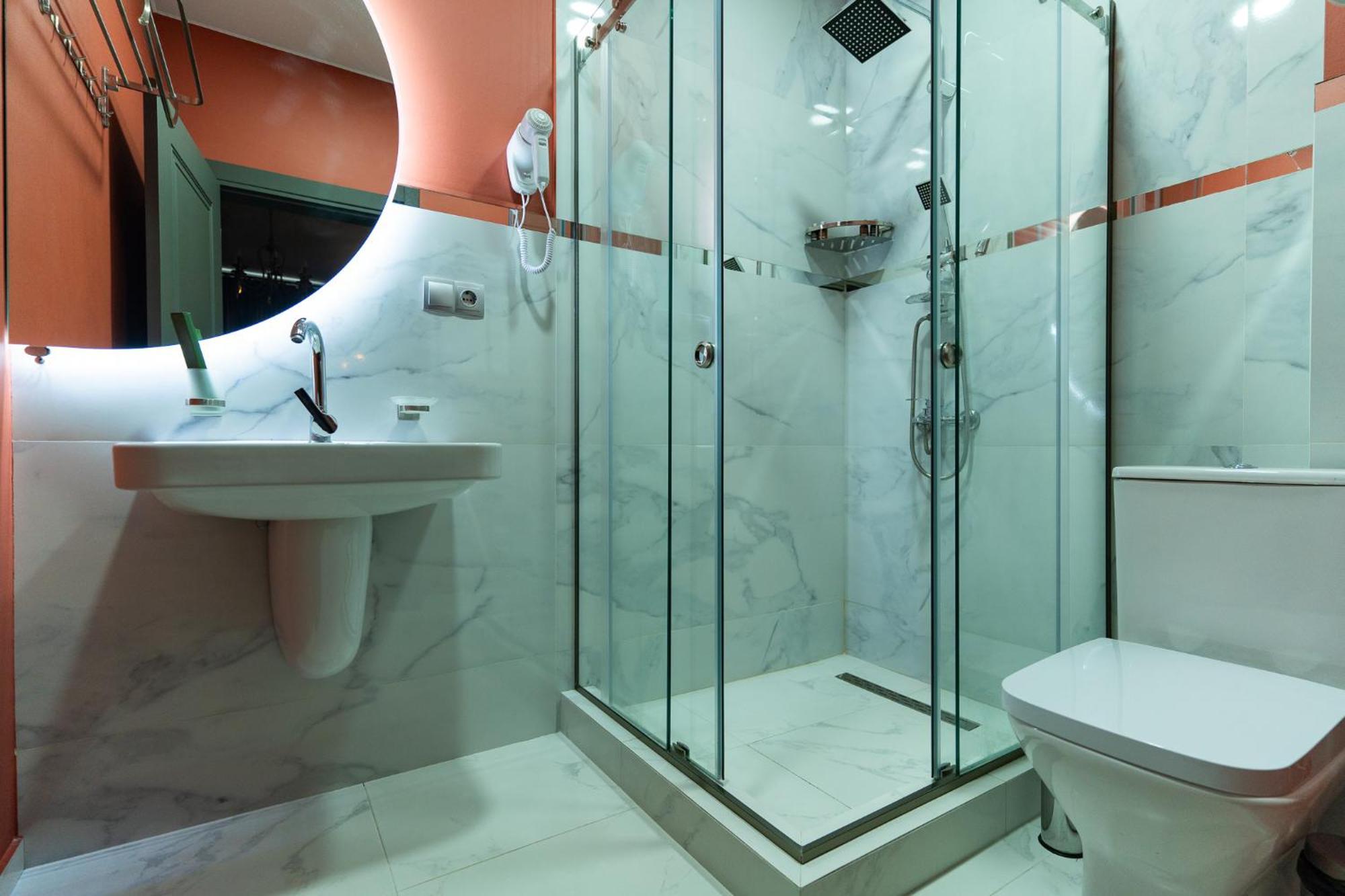 Trinity Hotel Тбілісі Екстер'єр фото